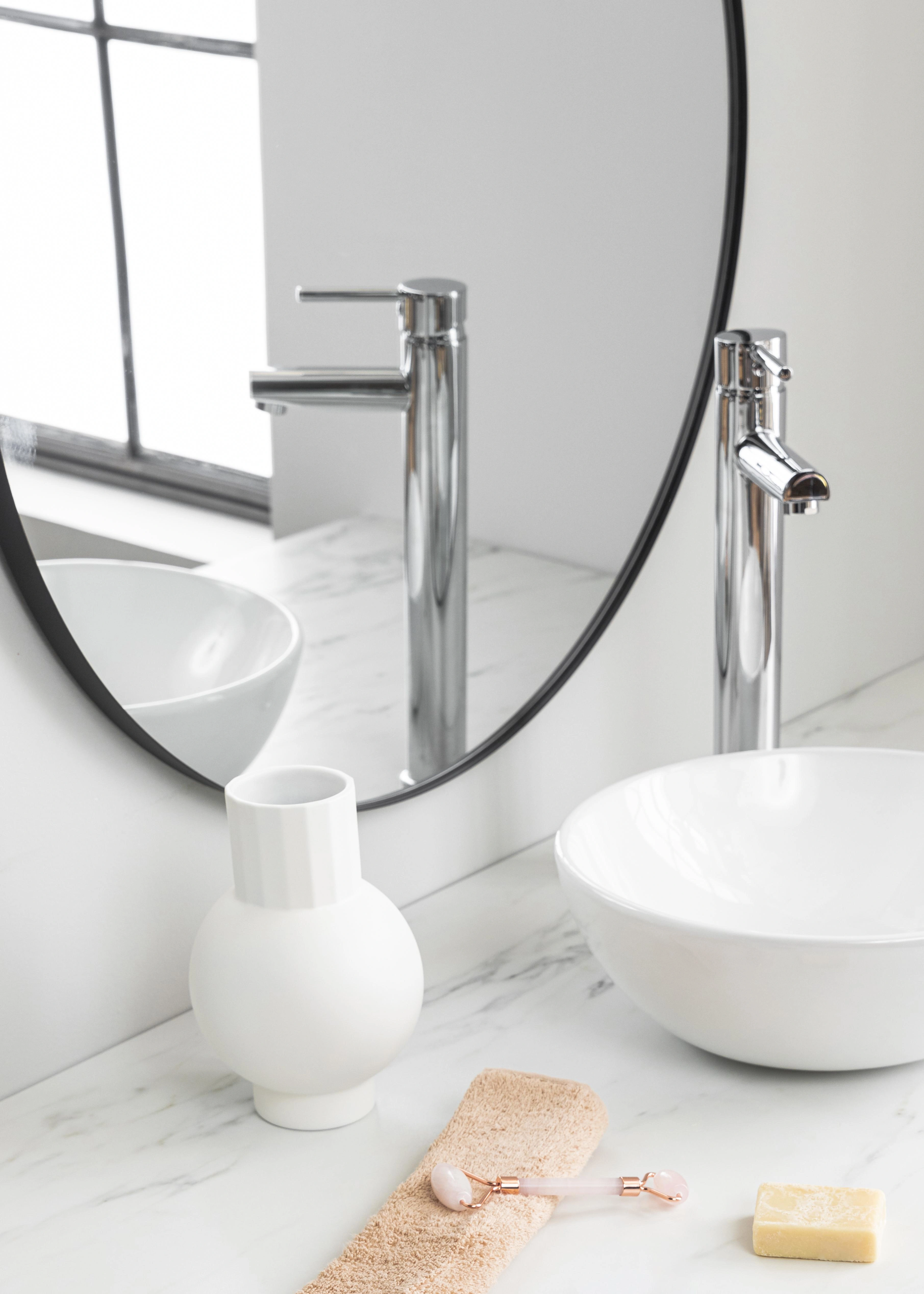 Premium bathroom finishes and natural elements